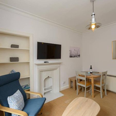 Pebbles Apartment - Heart Of Town North Berwick Exterior photo